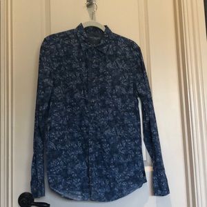 Calvin Klein 100% cotton shirt.